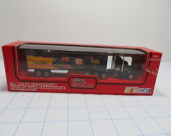 P 351 Racing Champions Davey Allison #28 Die-Cast Hauler 1:87 Scale 1993 Brand New Old Stock