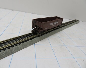 MH 477 HO Bachmann Hopper Southern 352450 Brand New