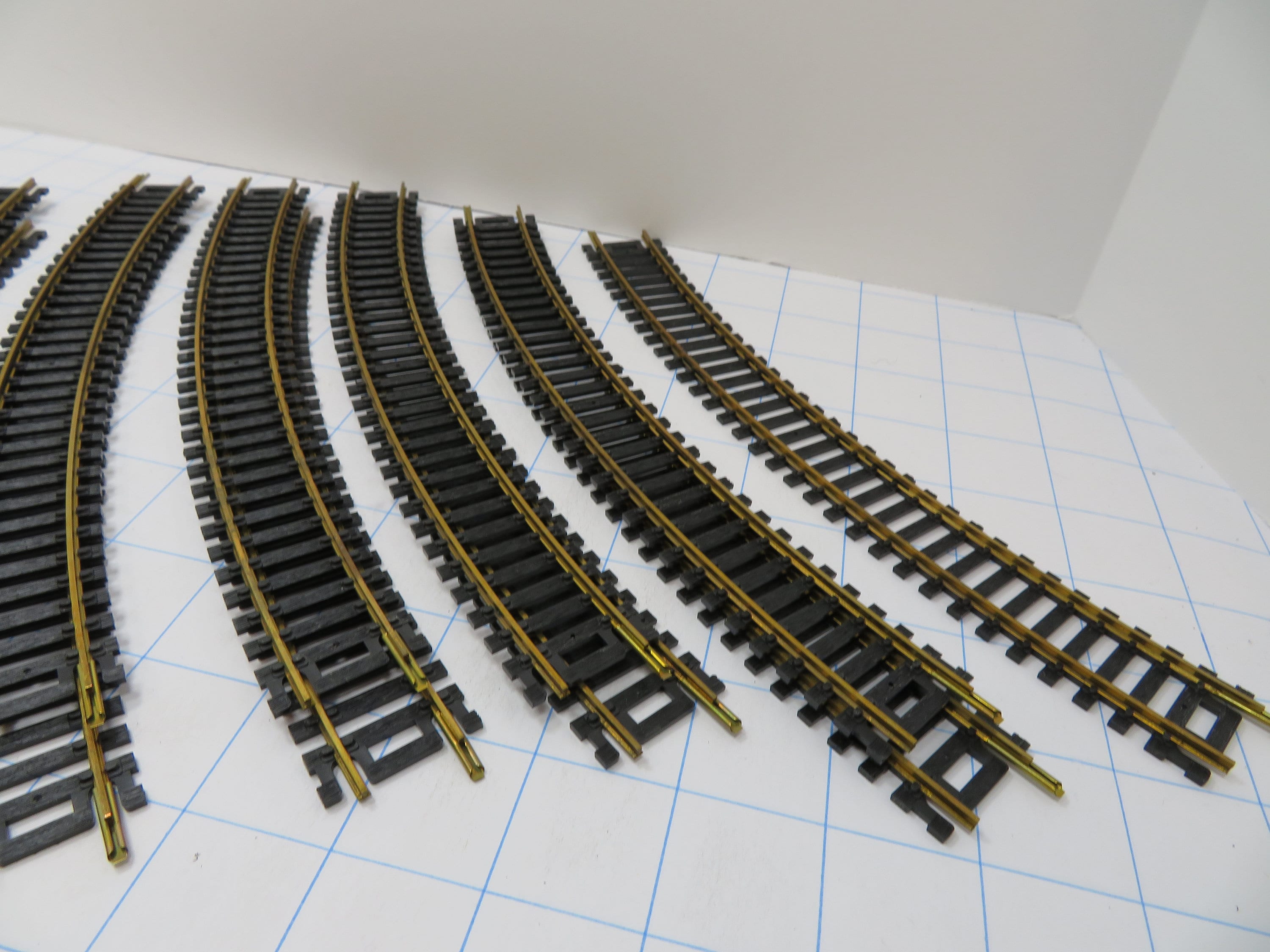 H 163 HO Bachmann Brass Track Set With Terminal Track