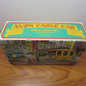 T 322 Avon Cable Car Wild Country After Shave 4oz Full Bottle In Original Box - Vintage New Old Stock