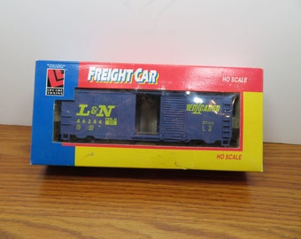 H 716 HO Life-Like L & N Box Car 46244 New Old Stock Vintage