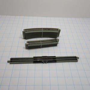 P 297 N Gauge Bachmann EZ Track Nickel Silver 11 1/4 Curves (7) Straights (4) And (1) Terminal Track Brand New Old Stock