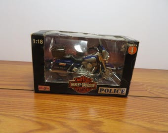 T 809 Maisto Virginia State Police 1998 Bike Die Cast Brand New Old Stock