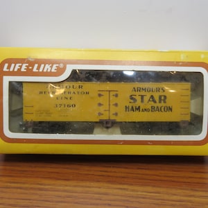 P 30 HO Life-Like Armour 37160 Box Car Well Weighted 1987 New Old Stock