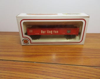 T 917 HO Bachmann 1994 Burlington 3141 Gondola - Well Weighted - Brand New Old Stock