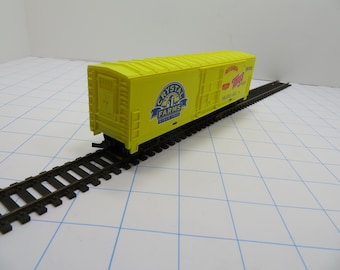 MH 159  HO Mehano  Crystal Farms - Energizer Tony’s Pizza Red Baron Billboard Advertising Boxcar