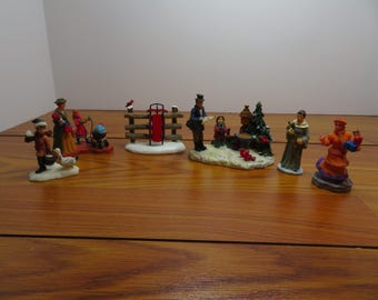 F 128 Vintage 1990's Set Of (6) Resin Christmas Village Towns People & Scenery - Brand New Old Stock For Seasonal Display