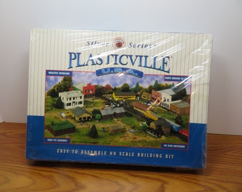 T 30 HO Bachmann Emil's Dry Goods Store New Old Stock