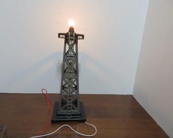F 263 O - O/27 Marx Light Tower Post War 1960 Tested Works Great - Excellent Condition