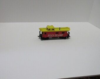40   HO Old Rock Island Caboose