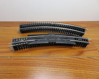 T 985 HO Bachmann 1989 Track (12) Curves 18R - 30 Degree Includes Terminal Track Brand New Old Stock - Still Factory Wrapped