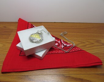 WS Train Quartz Conductors Pocket Watch Silver With 12" Chain & Engineer's Red Bandana - New Old Stock