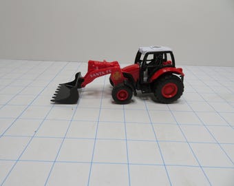 F 24 Santa Fe Loader Die Cast & Plastic Brand New Old Stock
