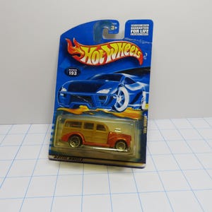 P 378 Hot Wheels 200 Die-Cast #193 1940&#39;s Woodie 1:64 Scale Brand New Old Stock