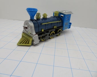 MH 298 Steam Era Locomotive  Die Cast Pullback Blue/Dark Blue