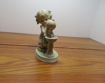 T 964 Vintage 1980 Homco #1406 Porcelain Big Sister Helping Little Brother Get A Drink Figurine - Excellent Condition No Chips or Cracks