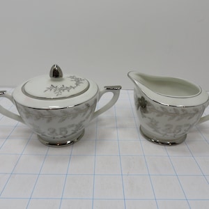 Lefton China 25th Anniversary Sugar Bowl Creamer 280N White Silver Porcelain