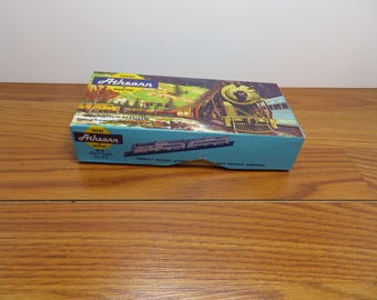 T 943 HO Athearn 1960 Spokane Portland & Seattle #7415 Box Car - Brand New Old Stock