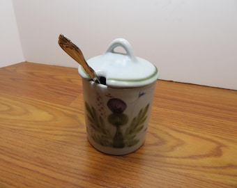 T 444 Vintage 1960's Porcelain A Lovely Preserve Pot With Lid & Spoon Buchan Stone Wares - Porto Bello, Scotland - No Chips Or Cracks Mint
