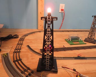 T 795 O/27 Marx Beacon Tower With Blub 1950's-1960's Brand New Old Stock - Mint