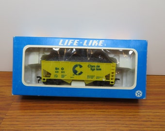 MH 718 HO Life-Like Chessie System Hopper 629822 With Load Brand New