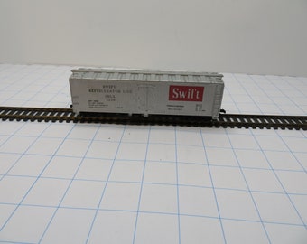 MH 248 HO Tyco Weathered Swift Box Car 4226 Vintage Like New