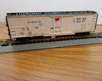 H 600A N Gauge Bachmann LV7120 Box Car New Old Stock