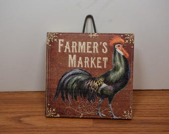 T 499 Country Farmers Market Rooster Wall Hanging Handmade Excellent Condition