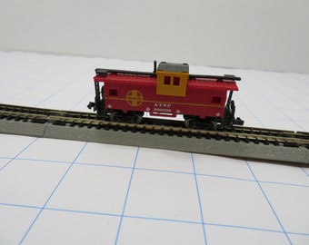 MH 844 N Gauge Bachmann Caboose ATSF 999628 Brand New