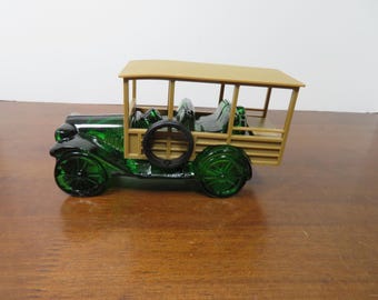 F 215 Vintage Avon 1990 Wild Country After Shave  - Green Glass Car 6 Fl oz Full Bottle - No Box Excellent Condition