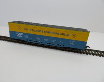 21AA  HO Box Car Netherlands Overseas Mills L.U.N.X. 70254
