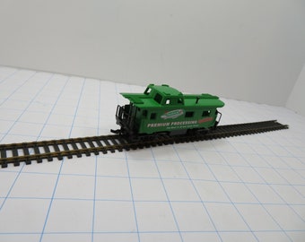 MH 363 HO Mehano IHC Caboose Eckerd 2001 Vintage 2001 Brand New