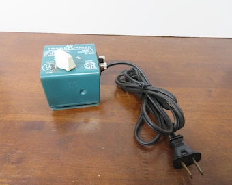 F 282 Marx #329 Transformer Post War 1960 Works Great & Clean