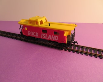 21A  HO Rock Island Caboose