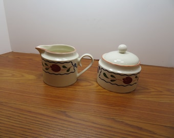 T 376 International Classics Japan Semi Porcelain Creamer & Sugar Bowl 1990 Excellent Condition With Floral Ribbon Designs