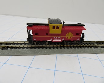MH 302 N Gauge Bachmann Caboose 999628 Brand New