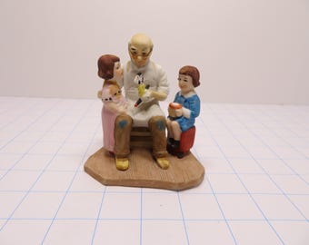 F 70 Vintage 1985 Norman Rockwell Porcelain The Toy Maker Hand Pianted No Chips Or Cracks