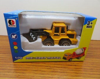 H 610 Die-Cast Truck 8 Grader 1:72 Scale