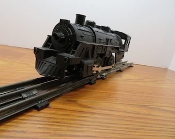 MH 850 O Gauge Marx 490 Engine Post War 1960 Runs Forward Only - Has Small Chip Off Train Cab Roof
