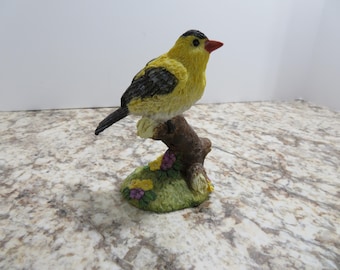 p 336 Vintage Resin Hand Painted Yellow Finch On Stump With Flower 1990 - No Chips Or Cracks