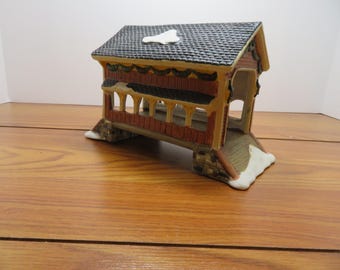 F 335 Home Accents Canterbury Lane 2000 Covered Porcelain Bridge Hand Painted - Brand New Old Stock In Original Box - No Chips Or Cracks
