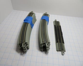 P 313 HO Bachmann EZ Track Nickel Silver 18R Curves (12) And (1) Terminal Track Brand New Old Stock