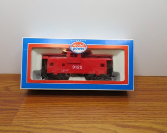 MH 767 HO Model Power Caboose 9125 Brand New Vintage