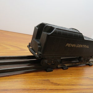 H 581 O Gauge Marx Penn Central Tender Post War - Missing (1) Coupler To Engine Vintage