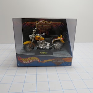 P 376 Vintage Hot Wheels 2001 Harley Davidson F661161 Fat Boy Die-Cast 1:18 Scale Brand New Old Stock