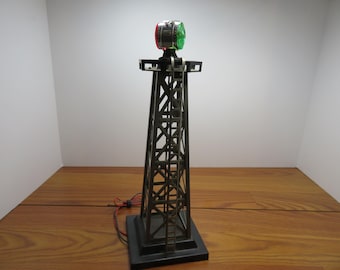 T 909 O Gauge Marx 1960's Revolving Beacon With New Lens & Bulb Excellent Condition - Works Great
