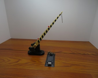 T 879 O Gauge Lionel #252 Crossing Gate 1950's Post War #145 With Track Clip & Box Excellent Condition