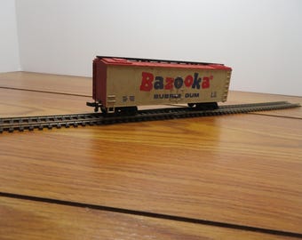 T 921 HO Rare Model Power Vintage 1970's Bazooka Bubble Gum Box Car - Well Weathered And Rolls Great