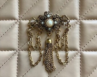 Vintage Antique Gold and Pearl Dangle Tassel Brooch Pin
