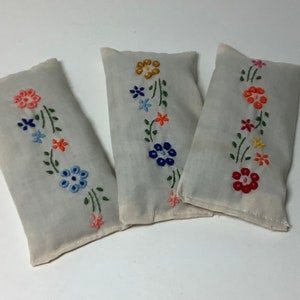 3 Dried Lavender Sachet’s-Vintage Fabric-Party Favors-Floral Fabric Prints- Sweet Cute Shabby